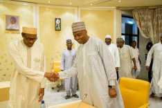 Buhari meets  with Saraki, Dogara  over 2016 budget